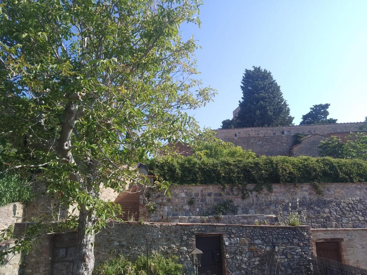 La Casina Tra Le Torri Apartment San Gimignano Exterior photo